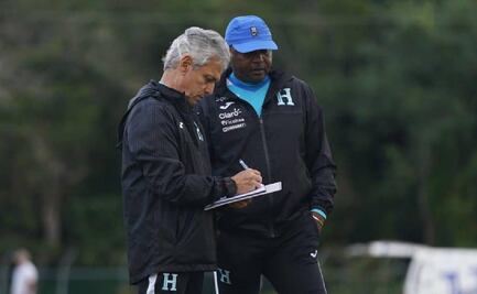 Técnico de Honduras negó odio al futbol mexicano: 'Admiramos al Pachuca, América, Santos...'