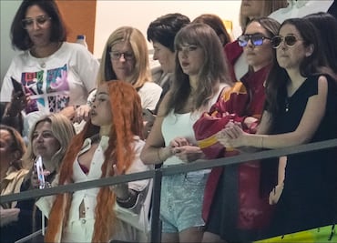 Taylor Swift recibe una ola de abucheos de parte de la afición durante el Super Bowl LIX