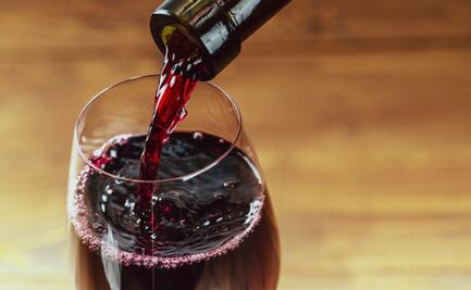 ¿Una copa de vino puede combatir al Covid-19?