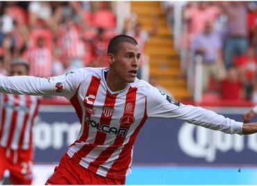 'Chicote' Calderón es nuevo jugador de Necaxa, salió gratis de Chivas