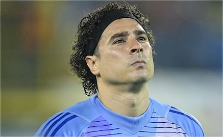 Tunden a Memo Ochoa por celebrar la llegada del 2026: "Esperamos que ya te retires"