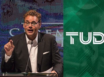 Faitelson se lanzó contra uno se sus compañeros en TUDN: 'Quítate el disfraz de jilguero'