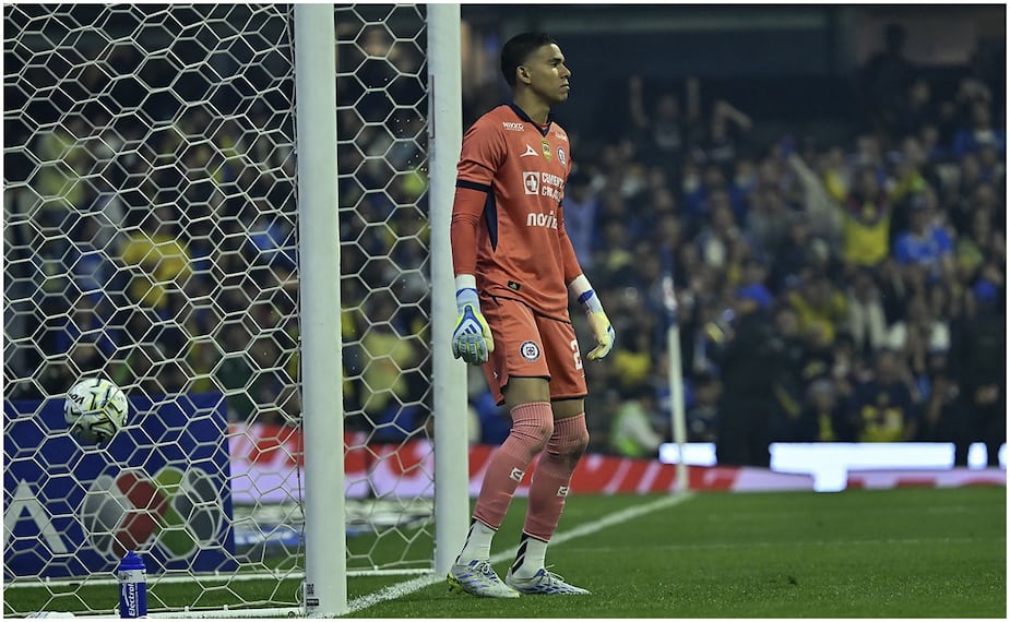 Kevin Mier con Cruz Azul Foto: Imago7