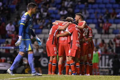 Diablos Rojos de Toluca aplastan a Puebla; marcan podería en el Estadio Cuauhtémoc