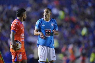 Uriel Antuna, su fichaje está a punto de caerse y quedarse en Cruz Azul