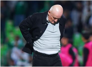 Santos Laguna anuncia oficialmente la destitución de Pablo Repetto como Director Técnico