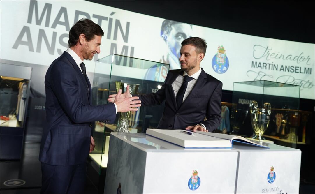 Martín Anselmi, durante su presentación como nuevo entrenador del Porto. FOTO: @FCPorto