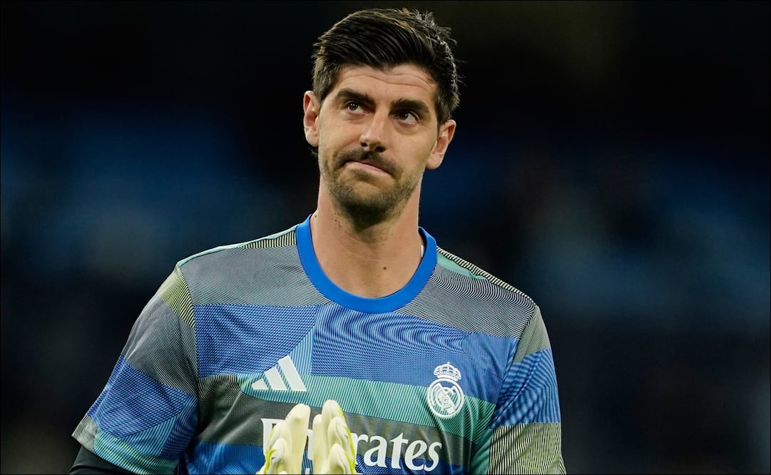 El arquero del Real Madrid, Thibaut Courtois, previo al calentamiento del partido contra Manchester City en los octavos de final de Champions League. FOTO: AP