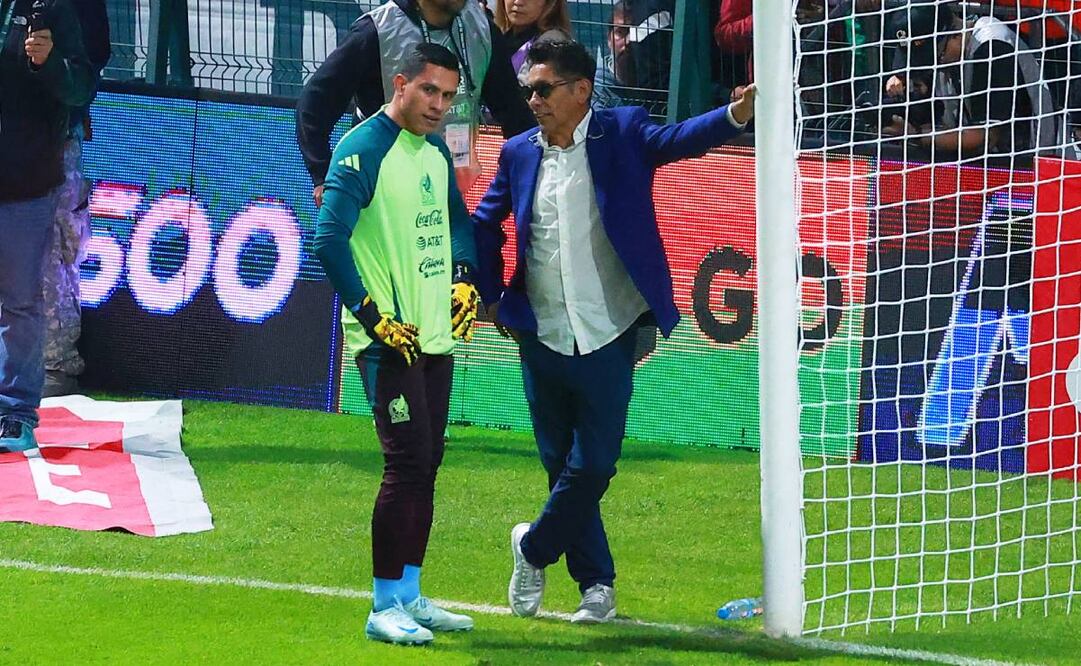 Jorge Campos resaltó las carencias en el futbol mexicano para formar porteros de calidad. Foto: Imago7