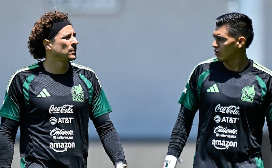 Alexis Vega quiere ver a Memo Ochoa ante República Checa. FOTO: Imago7