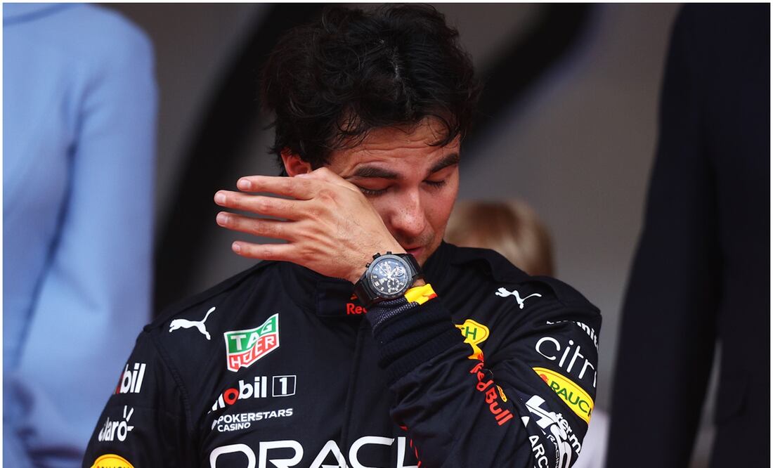 Sergio Pérez llorando en un GP de Fórmula 1 / FOTO: AP