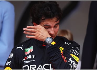 Video: 'Checo' Pérez llora dentro del auto tras abandono y rompe el corazón del GP de México