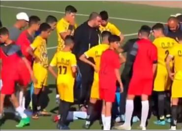 Futbolista de 17 años muere tras recibir una patada durante un partido en Argelia