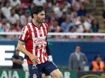 'Pollo' Briseño da la cara y manda mensaje a la afición tras la eliminación de Chivas