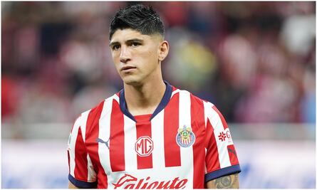 Alan Pulido lo deja claro; si Chivas no vence al Atlas, será un fracaso