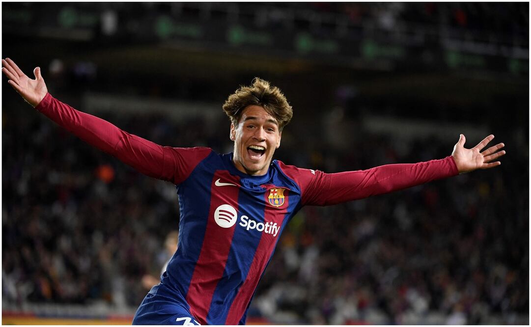 Marc Guiu celebrando el gol en su debut con el Barcelona ante el Athletic / FOTO: AFP