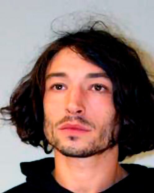 Ezra Miller y los escándalos policíacos en los que se ha involucrado