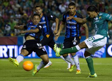 De jugar con Ronaldinho y coronarse con América y León, a ser talachero en una cancha llanera