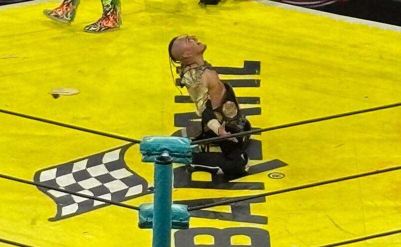 Hijo del Vikingo se consagra como megacampeón de AAA; derrotó al Patrón