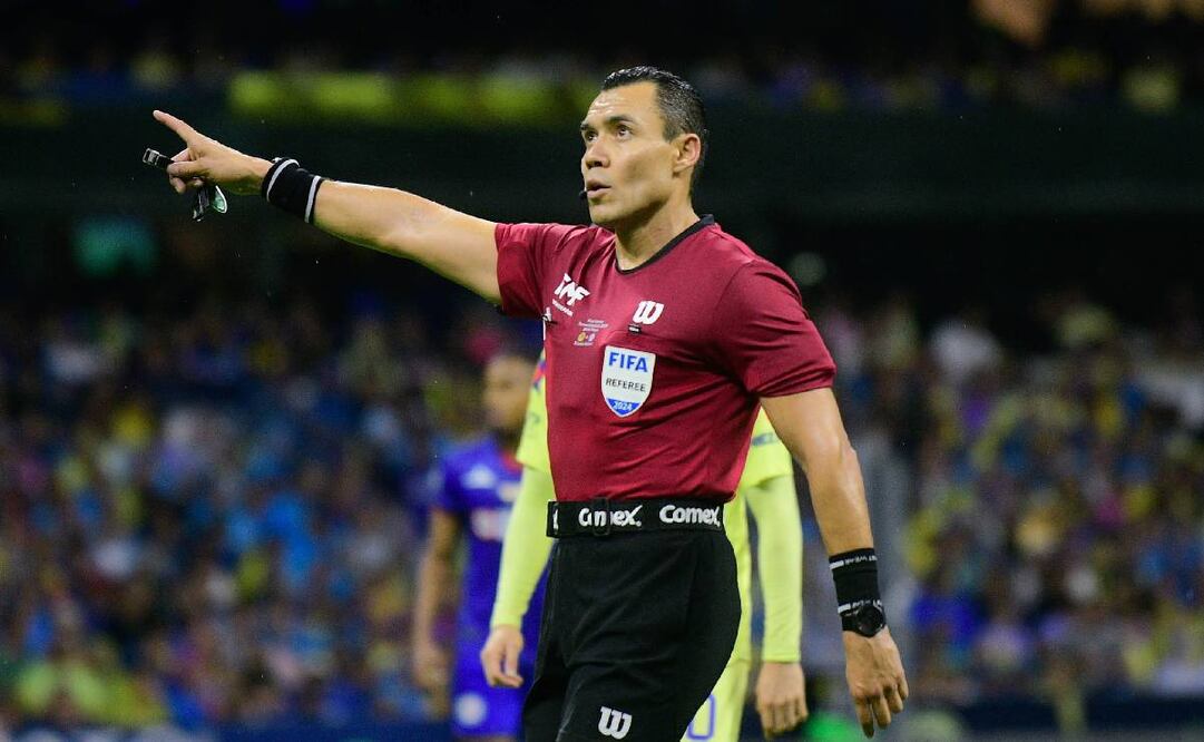 El Gato Ortiz fue reconocido como el mejor árbitro del Clausura 2024 y no le gustó a todos sus compañeros. Foto: Imago7
