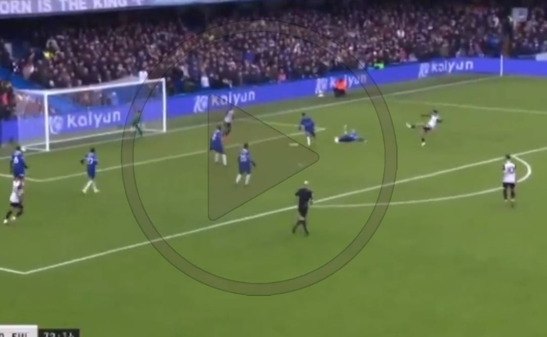 En la recta final del partido, Jiménez tuvo el empate en sus pies, pero su remate salió muy desinflado. Foto: Especial