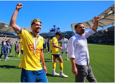 Santiago Baños escoge entre Cruz Azul y Chivas ¿Quién es el máximo rival del América?