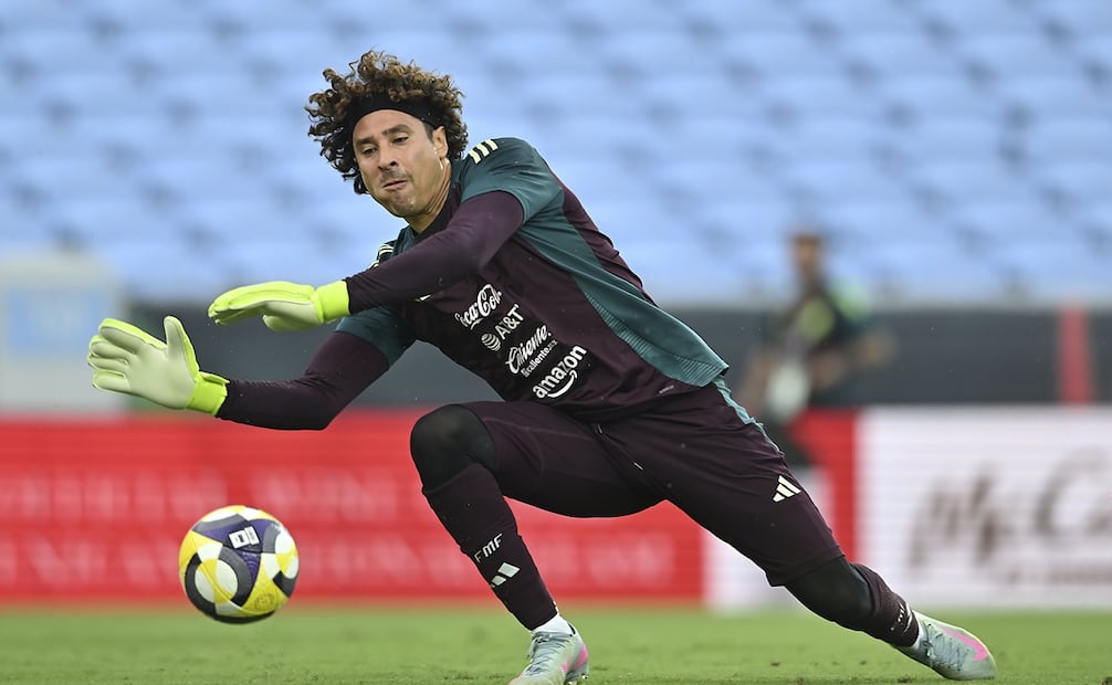 Memo Ochoa ofreció sus servicios a un equipo de Segunda División en España / Foto: Imago7