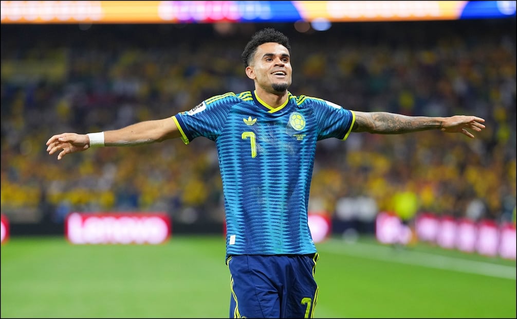 Luis Díaz celebra en el juego entre Colombia y Uzbekistán en el Estadio Ciudad de México. FOTO: Imago7