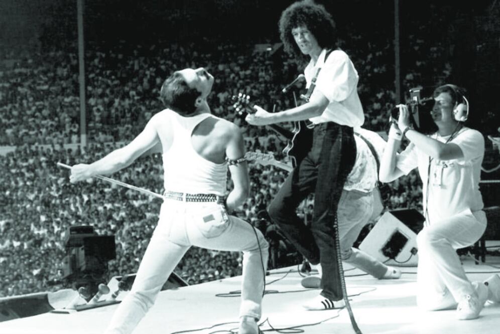 En 1991, el vocalista de Queen grabó su último video musical para el tema These Are The Days Of Our Lives. Ya se veían los efectos de la enfermedad en su salud; y murió ese mismo año, un día después de anunciar públicamente que padecía SIDA. Tenía 45 años. (Foto: El Universal)
