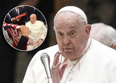 ¿Chivas busca la bendición papal para recuperar la gloria en el futbol mexicano?