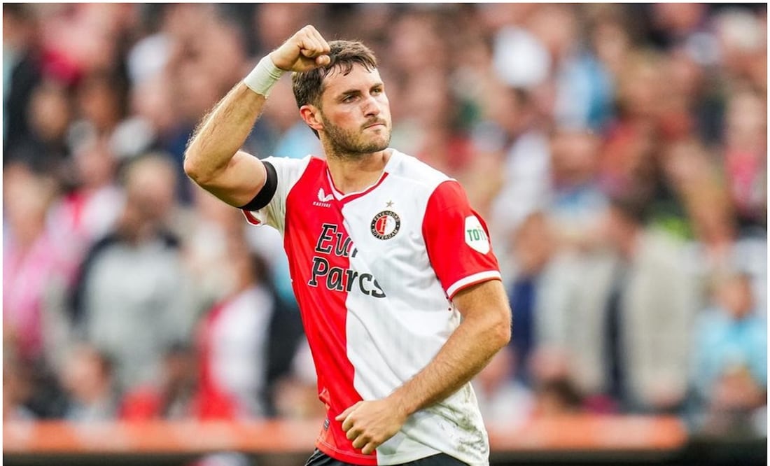 Santi Giménez festejando un gol con Feyenoord / FOTO: Instagram @feyenoord