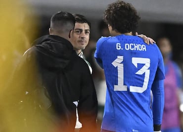 Ya se sabe la gravedad de la lesión de Guillermo Ochoa ¿cuánto tiempo será baja?