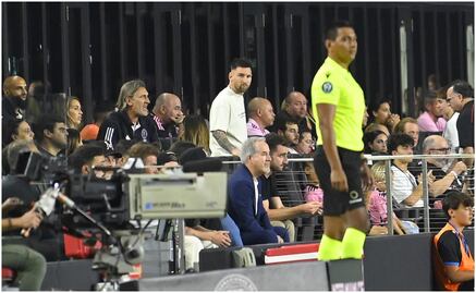 Messi, 'Tata' Martino, Suárez y jugadores del Inter Miami encararon al árbitro tras caída ante Rayados