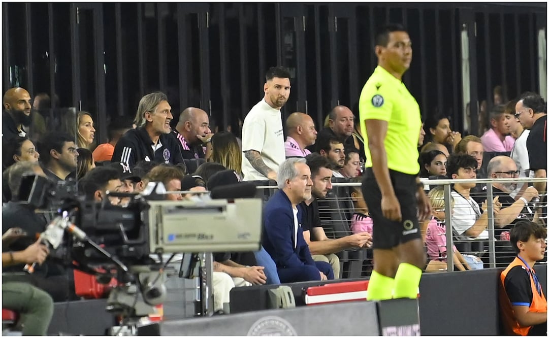 Lionel Messi viendo al Inter de Miami frente a Rayados / FOTO: Imago7