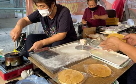Tras hacer los dulces de “El juego del calamar” puesto callejero se hace famoso