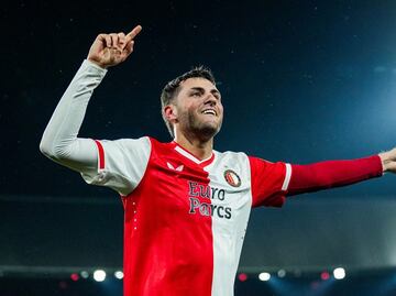 Santiago Giménez es elegido el MVP del 2023 en la Eredivisie