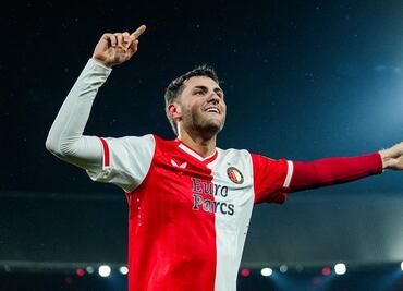 Santiago Giménez es elegido el MVP del 2023 en la Eredivisie