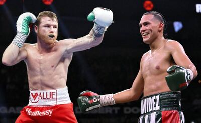 David Benavidez aceptó todas las condiciones del Canelo Álvarez, pero ni así habrá pelea este año. Foto: Especial