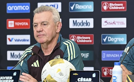 Javier Aguirre calla de nuevo sobre las redadas anti migrantes; prohíben hablar de temas “extra futbol” en su conferencia