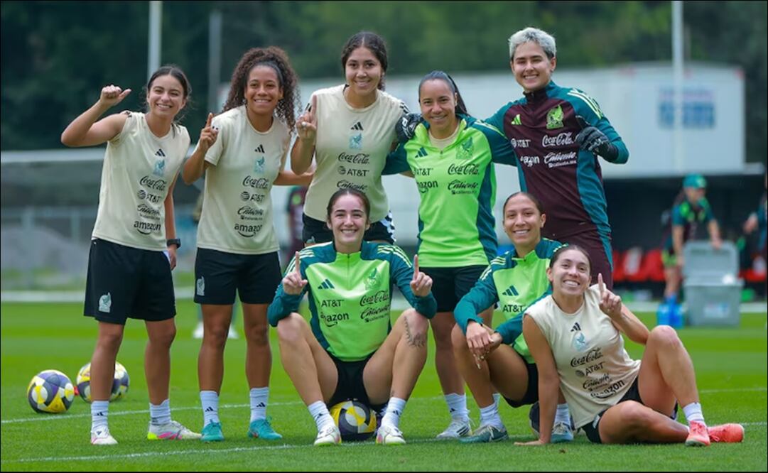 Jugadoras de la Selección Femenil, durante un entrenamiento. FOTO: Imago7