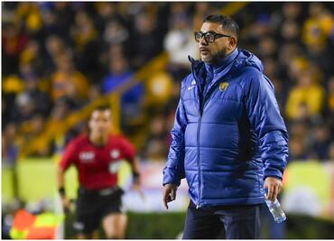 Turco Mohamed asegura tras eliminación de Pumas que les hizo falta experiencia