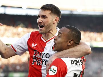 Santi Giménez gana Copa de Países Bajos con Feyenoord, dio asistencia para el gol