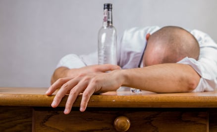 ¿Cruda moral? La clave para dejar de beber en exceso