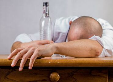 ¿Cruda moral? La clave para dejar de beber en exceso