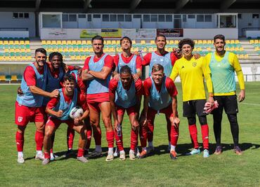 ¿Quiénes serán la competencia de Guillermo Ochoa en el AVS?