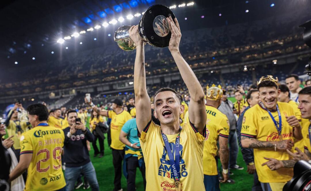 Álvaro Fidalgo le mandó un par de indirectas a Javier Alarcón y Tito Villa por sus críticas al América. Foto: Imago7