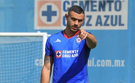 Cruz Azul hace oficial la llegada de su nuevo delantero