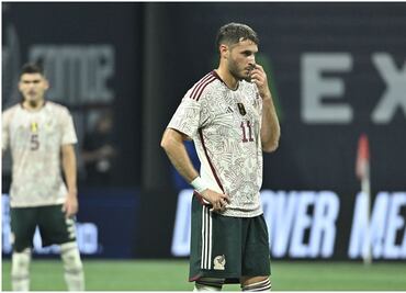 Santi Giménez sobre su racha negativa con el gol: 'Tengo que meterla como sea'