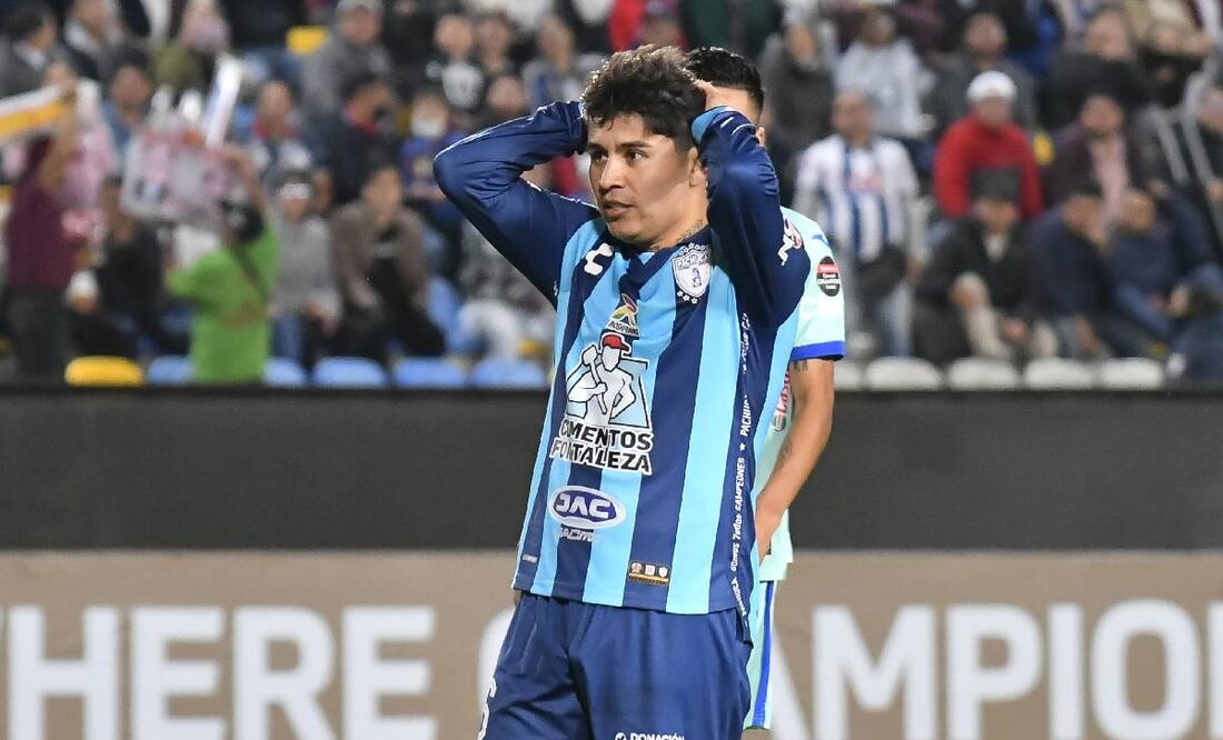 La Chofis López fue separado del primer equipo de Pachuca luego de organizar una orgía. Foto: Imago7