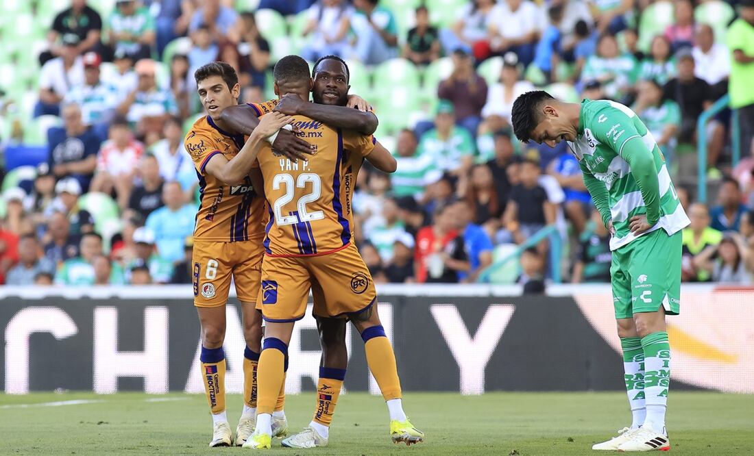 Jugadores del Atlético de San Luis celebrando ante Santos / FOTO: imago7